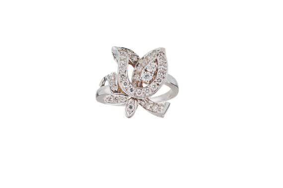 Bow diamond ring